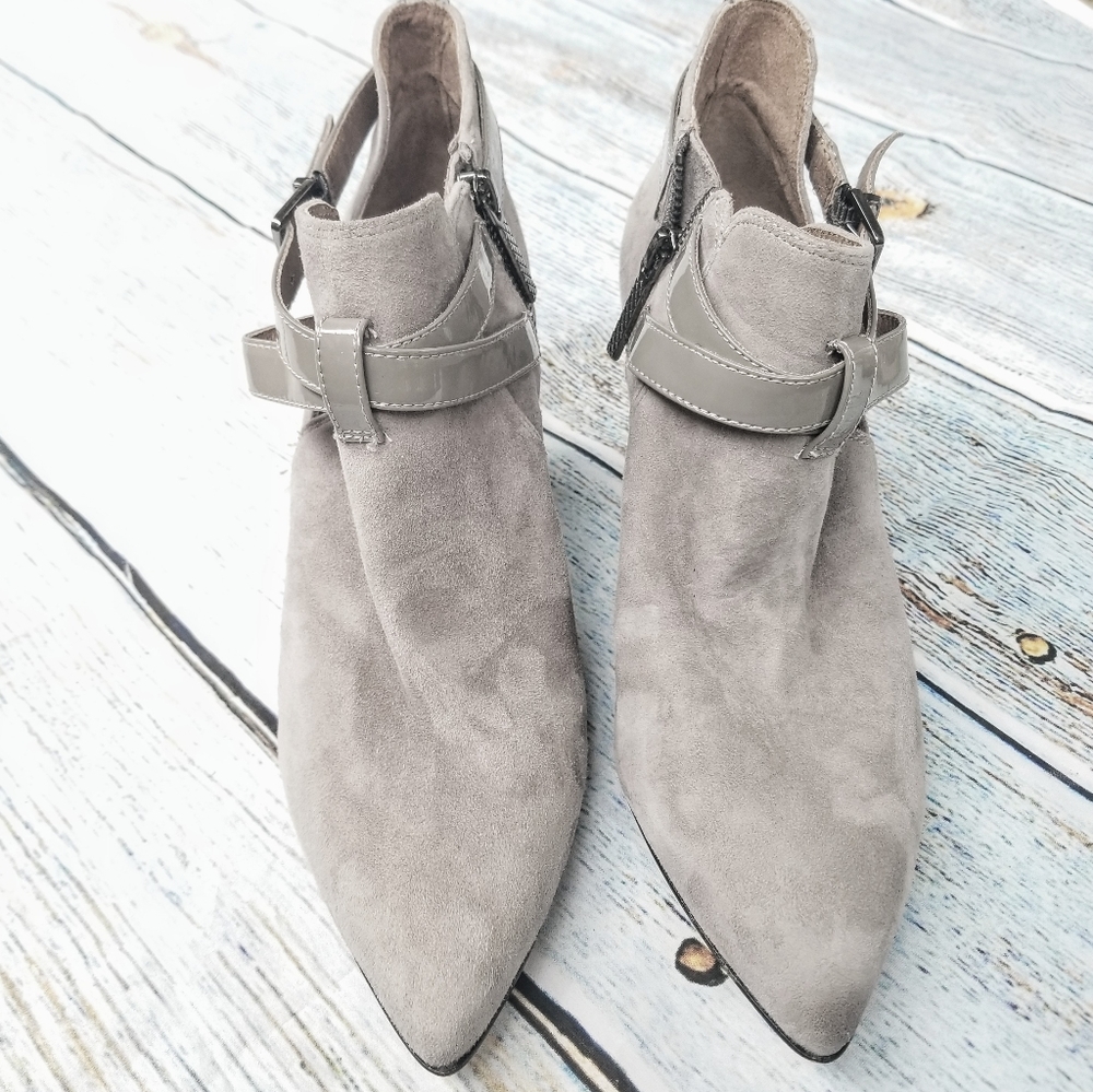 sz 8, Donald J. Pilsner, Tamy Bootie in Storm (Gray) - Picture 6 of 9